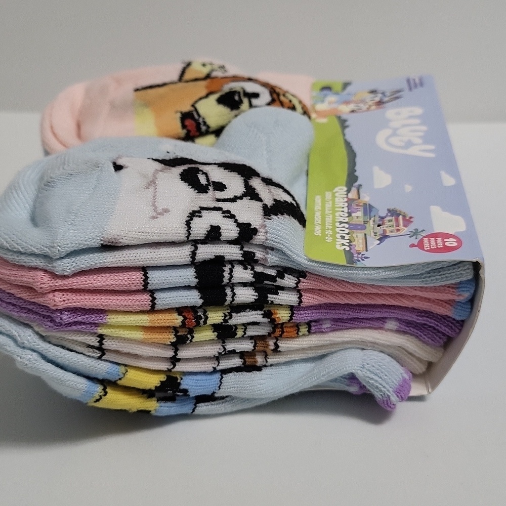 Bluey Toddler Quarter Socks - Picture 6 of 7
